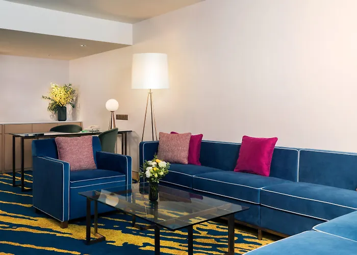 Holiday Inn Golden Mile By Ihg Hongkong